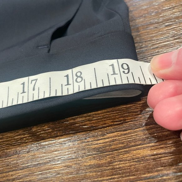 Everlane Black Ankle Pants - Picture 10 of 13